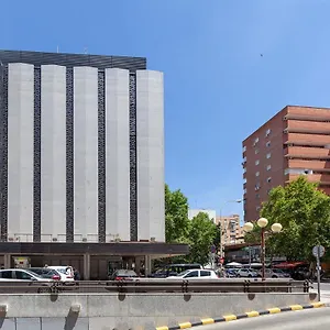 Luminoso Y Acogedor En Sevilla. A/c. Apartamento